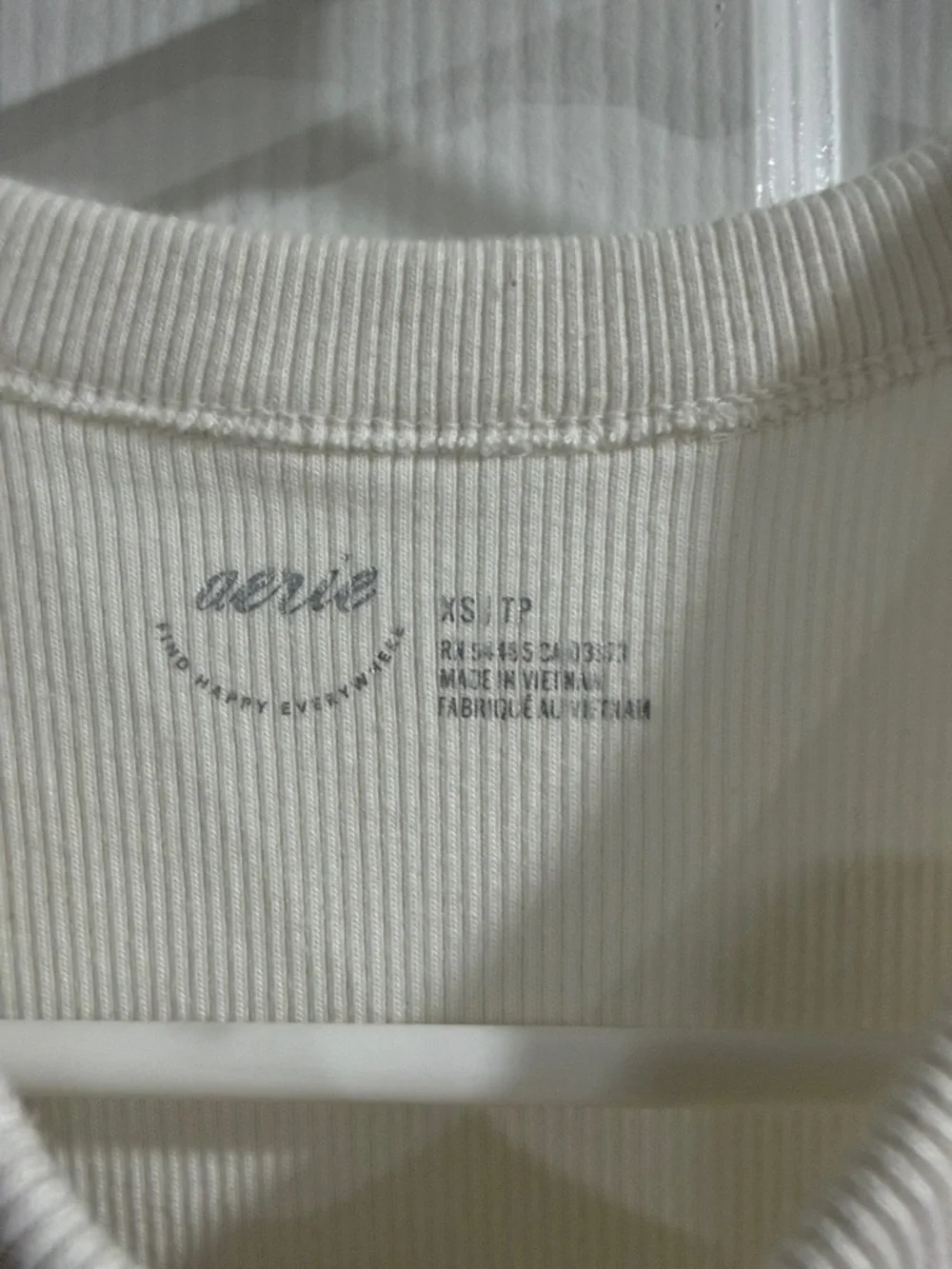 aerie Ribbed Tank - Picture 3 of 4
